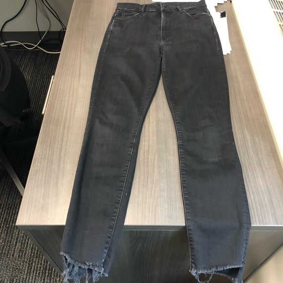 🚫SOLD🚫MOTHER Stunner Zip Ankle Step Fray Not Guilty Black Size 25 - Picture 2 of 14